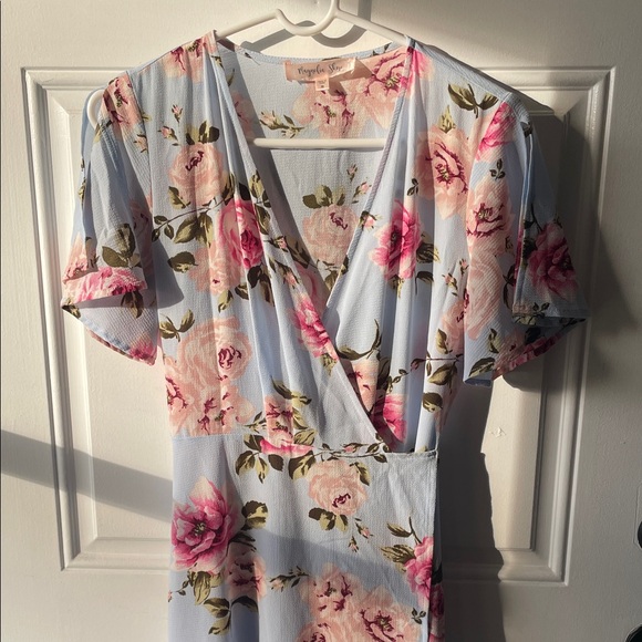 Magnolia Skye Floral Top in Light Blue, Pink & Green - Picture 3 of 8